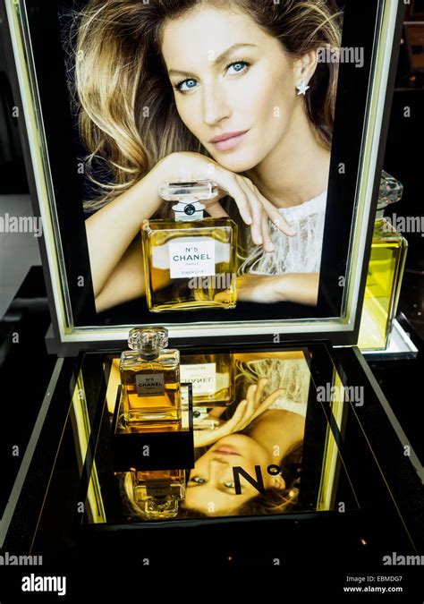 gisele bundchen chanel no 5 advert|chanel no 5 uk.